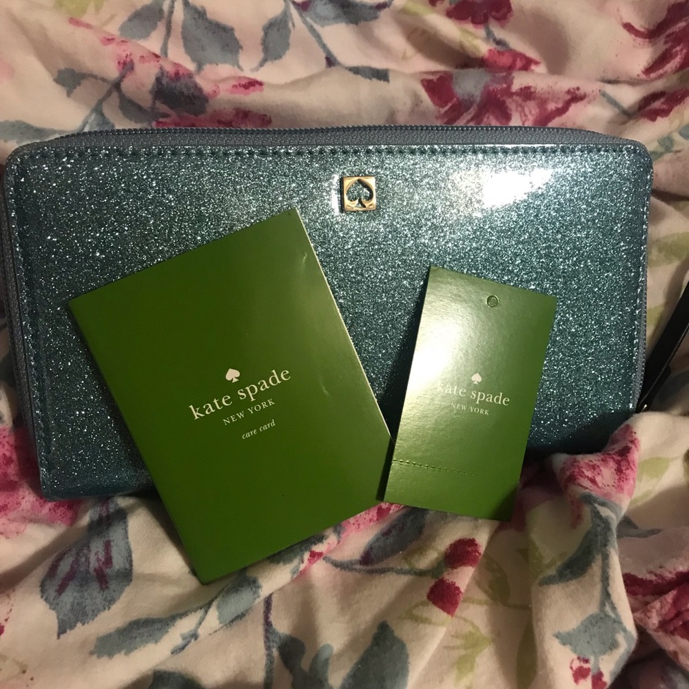 ⚠️FINAL PRICE⚠️Kate Spade Wallet